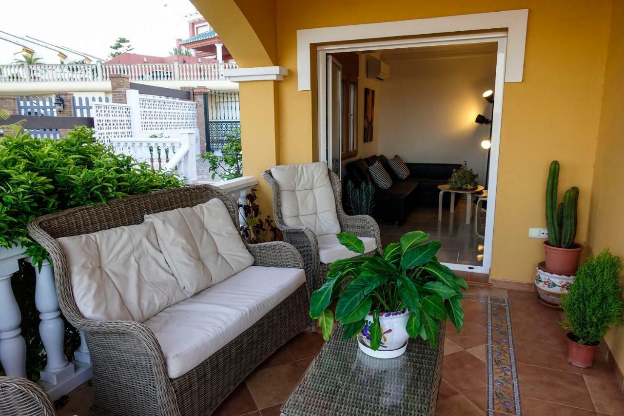 Villa Borja Torre Del Mar Esterno foto