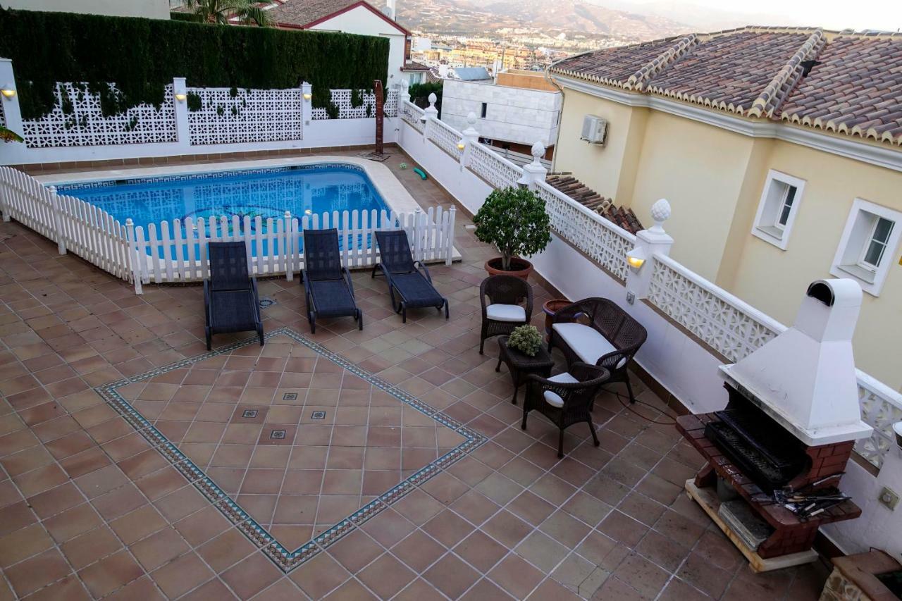 Villa Borja Torre Del Mar Esterno foto