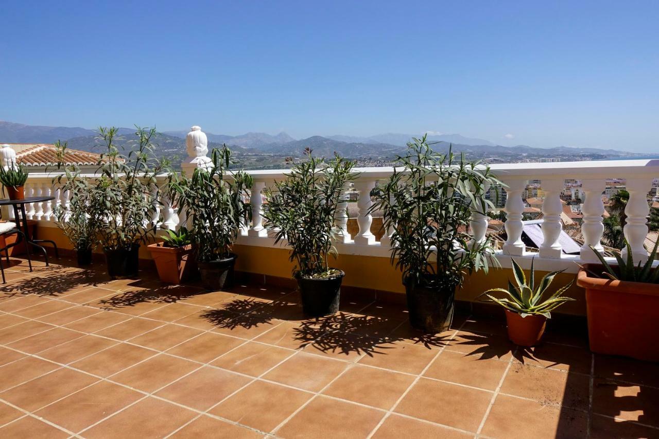 Villa Borja Torre Del Mar Esterno foto