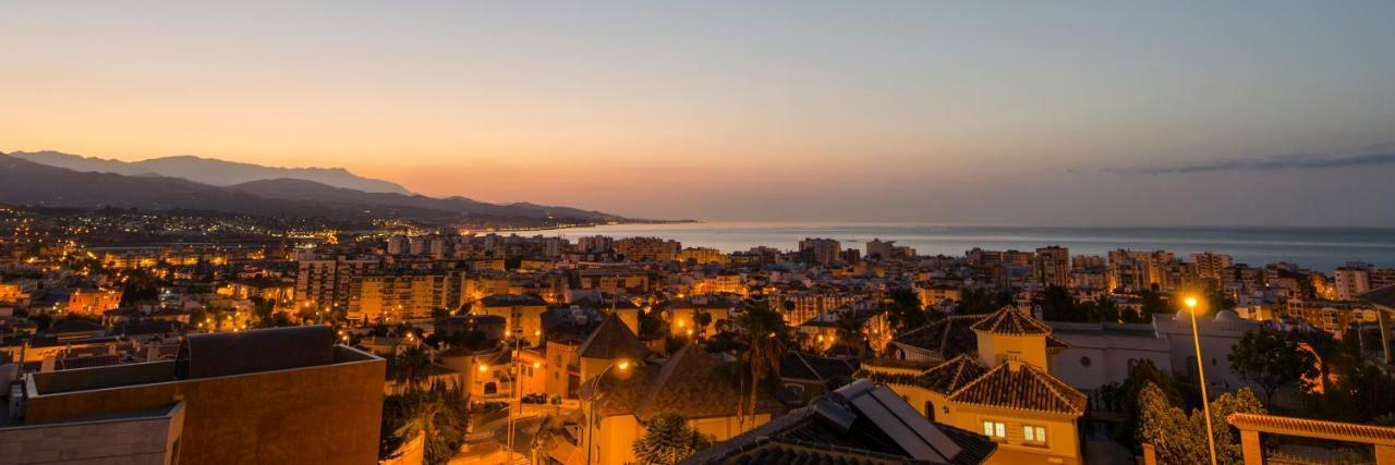 Villa Borja Torre Del Mar Esterno foto