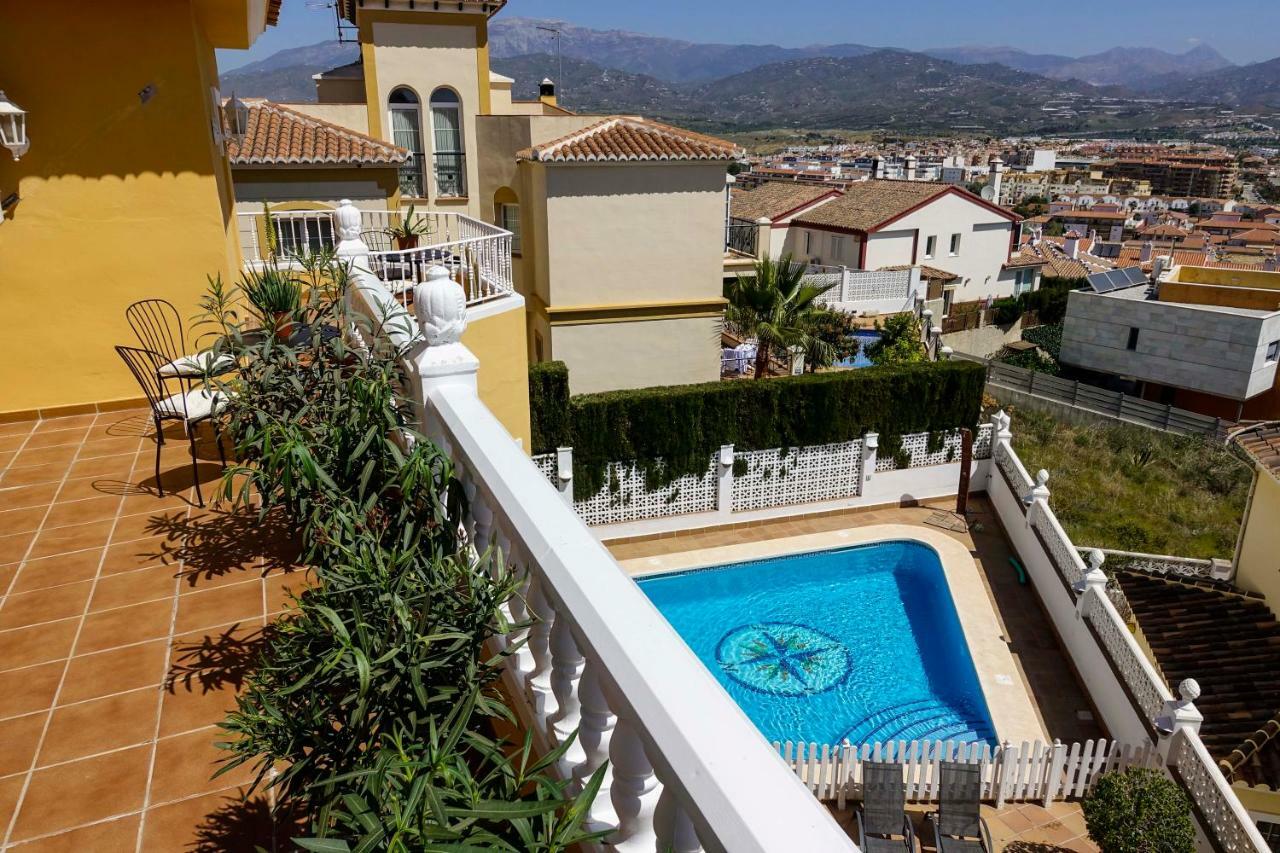 Villa Borja Torre Del Mar Esterno foto
