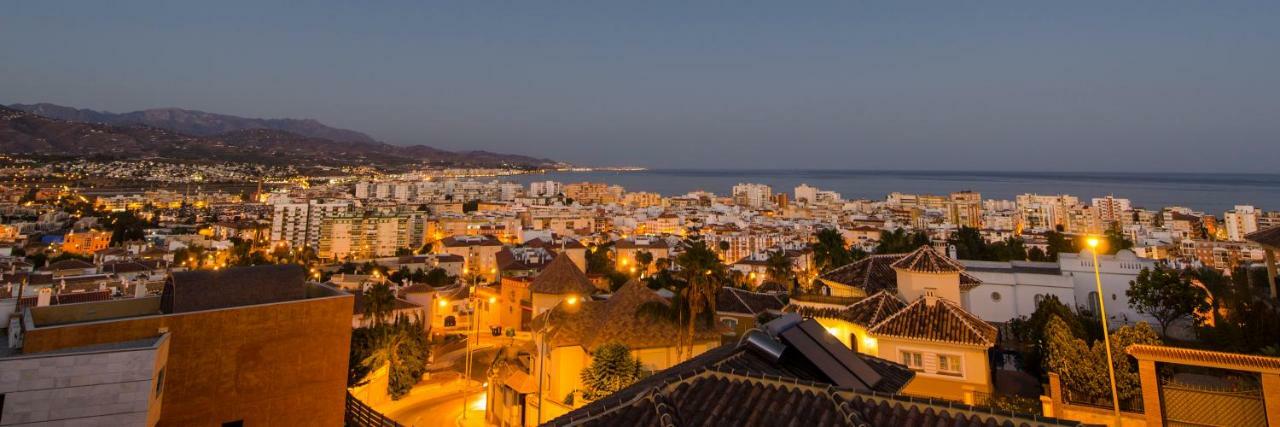 Villa Borja Torre Del Mar Esterno foto