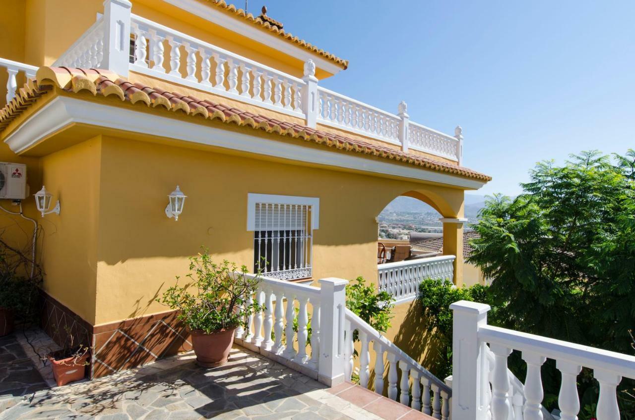 Villa Borja Torre Del Mar Esterno foto