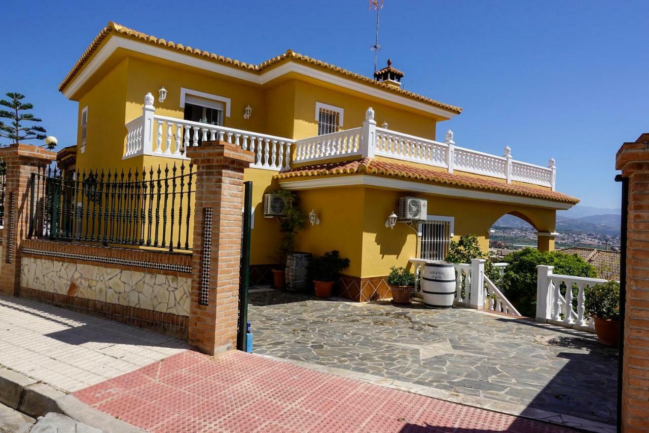 Villa Borja Torre Del Mar Esterno foto