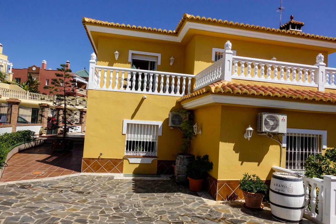 Villa Borja Torre Del Mar Esterno foto